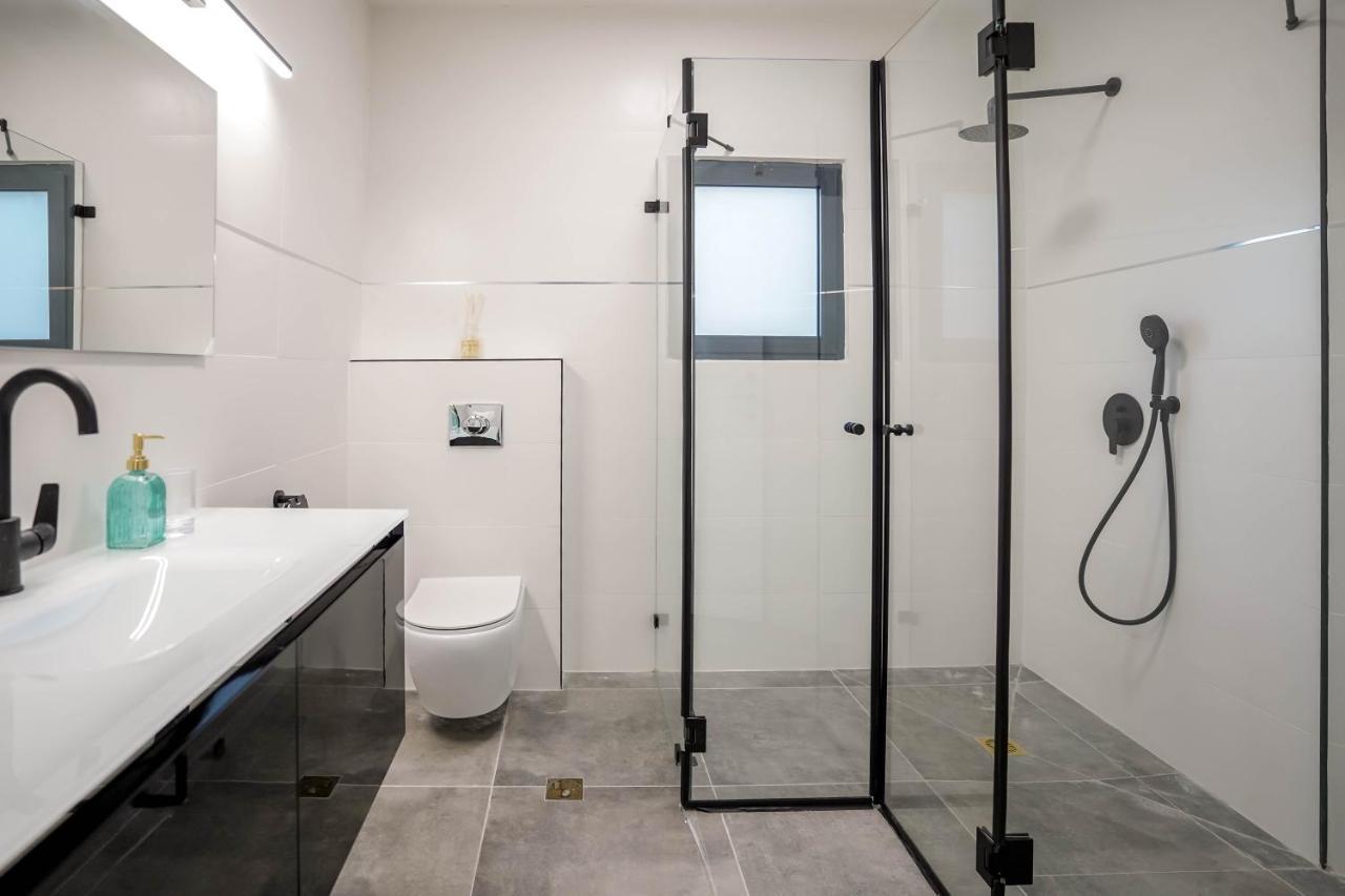 וילה רוני בריכה מחוממת Villa Roni Heated Pool Eilat Bagian luar foto