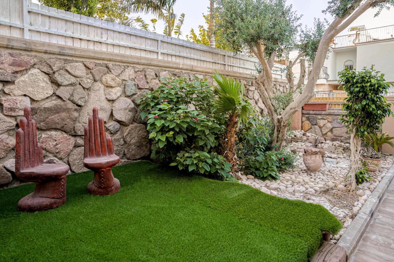 וילה רוני בריכה מחוממת Villa Roni Heated Pool Eilat Bagian luar foto